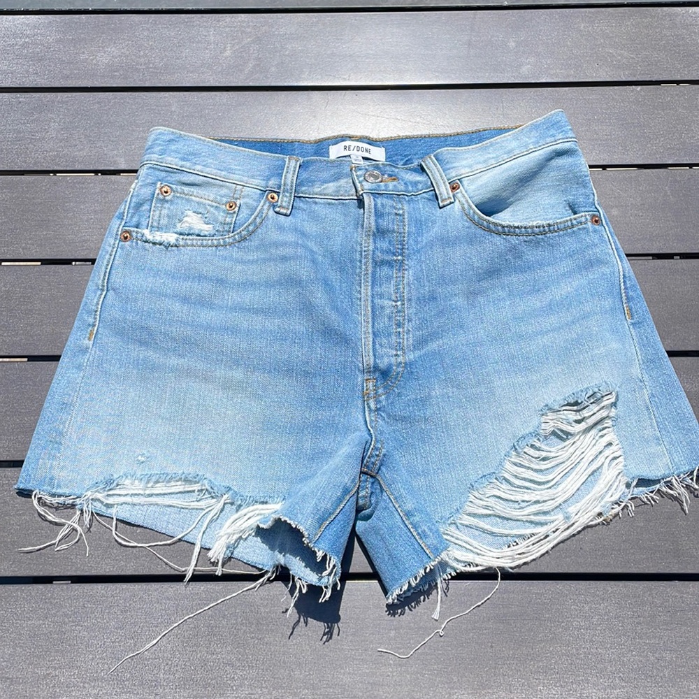RE/DONE Size 28 Originals 90s Low Slung Short in Aged Indigo Destroy